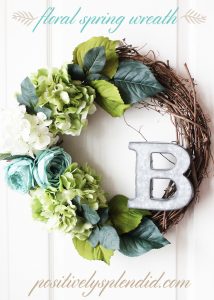 25 Beautiful DIY Spring Wreaths - these are great for Easter and Spring decor to brighten things up!