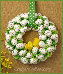 25 Beautiful DIY Spring Wreaths - these are great for Easter and Spring decor to brighten things up!