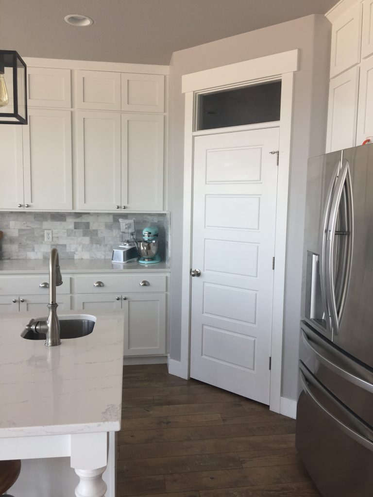 Pantry Door Makeover - Honeybear Lane