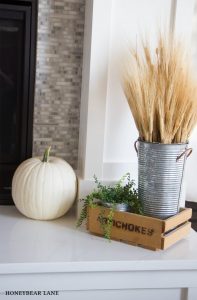 These simple ways to decorate for fall will have your home looking beautiful and cozy!