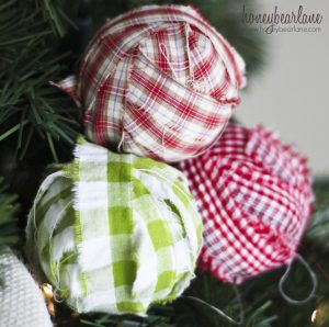 These beautiful farmhouse style inspired DIY ornaments are easy to make and add a cozy touch to any home!